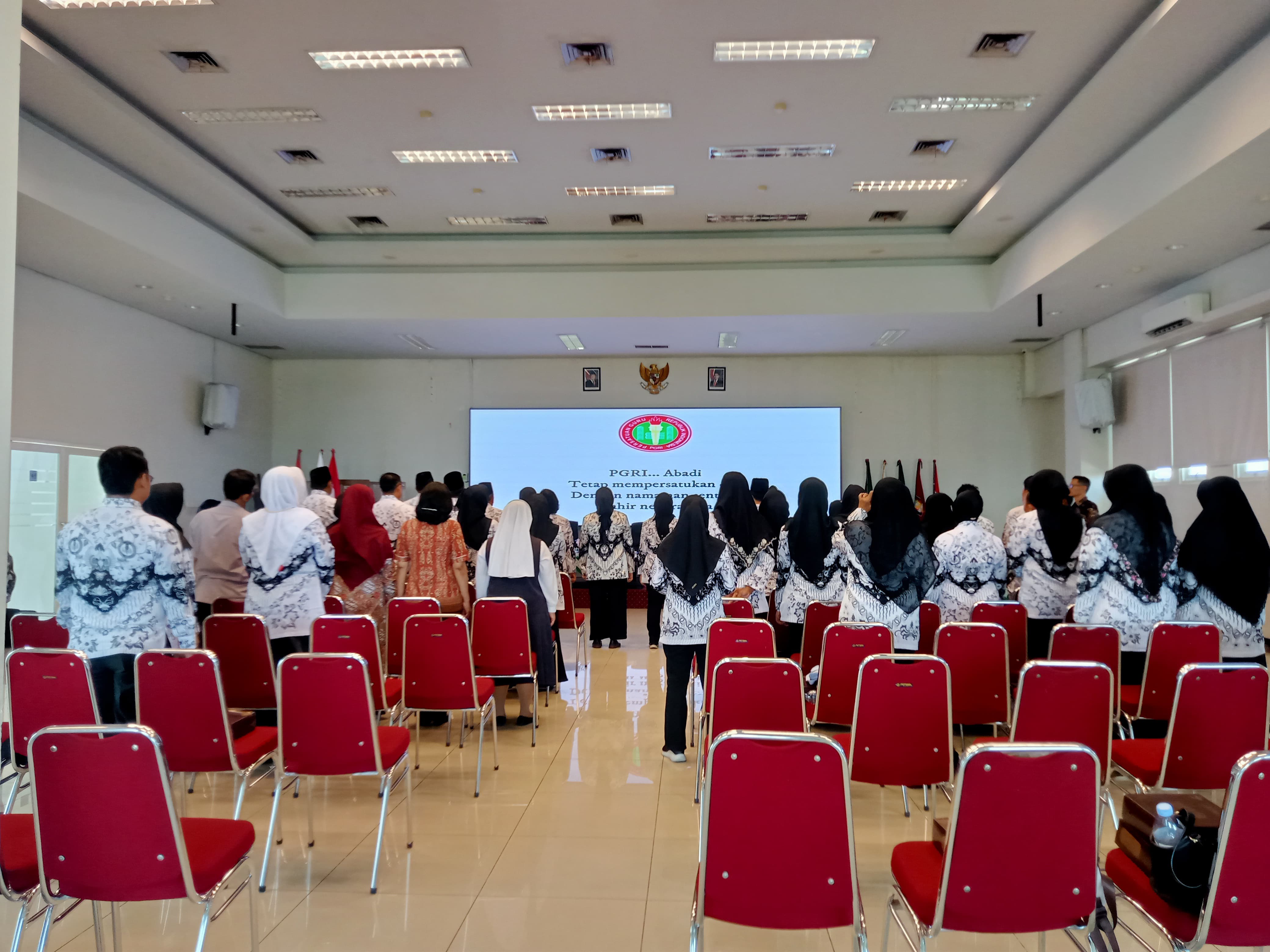 Konferensi cabang PGRI kecamatan Gubeng Tahun 2025