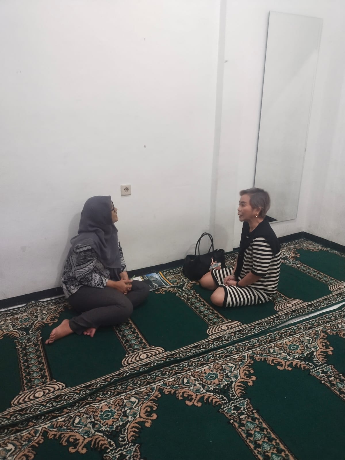 <p>sharing caring dengan mamanya cindy terkait pro...