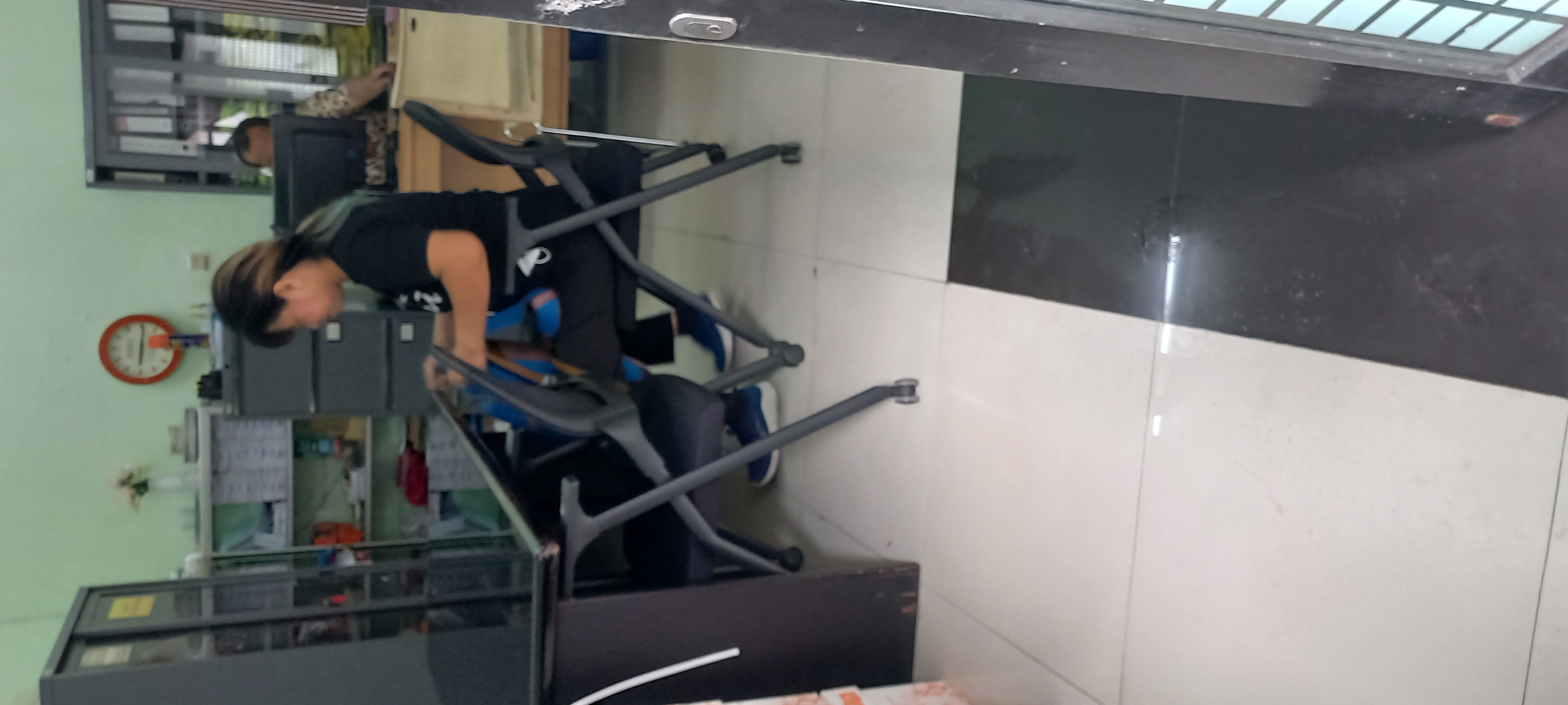 <p>asa tamu mau mendaftarkan putra/i nya lembaga S...
