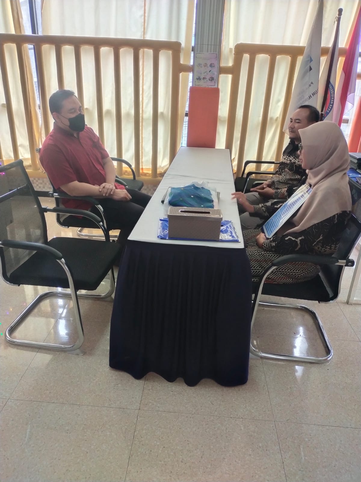 <p>Alhamdulillah lancar penerimaan raport, respon...