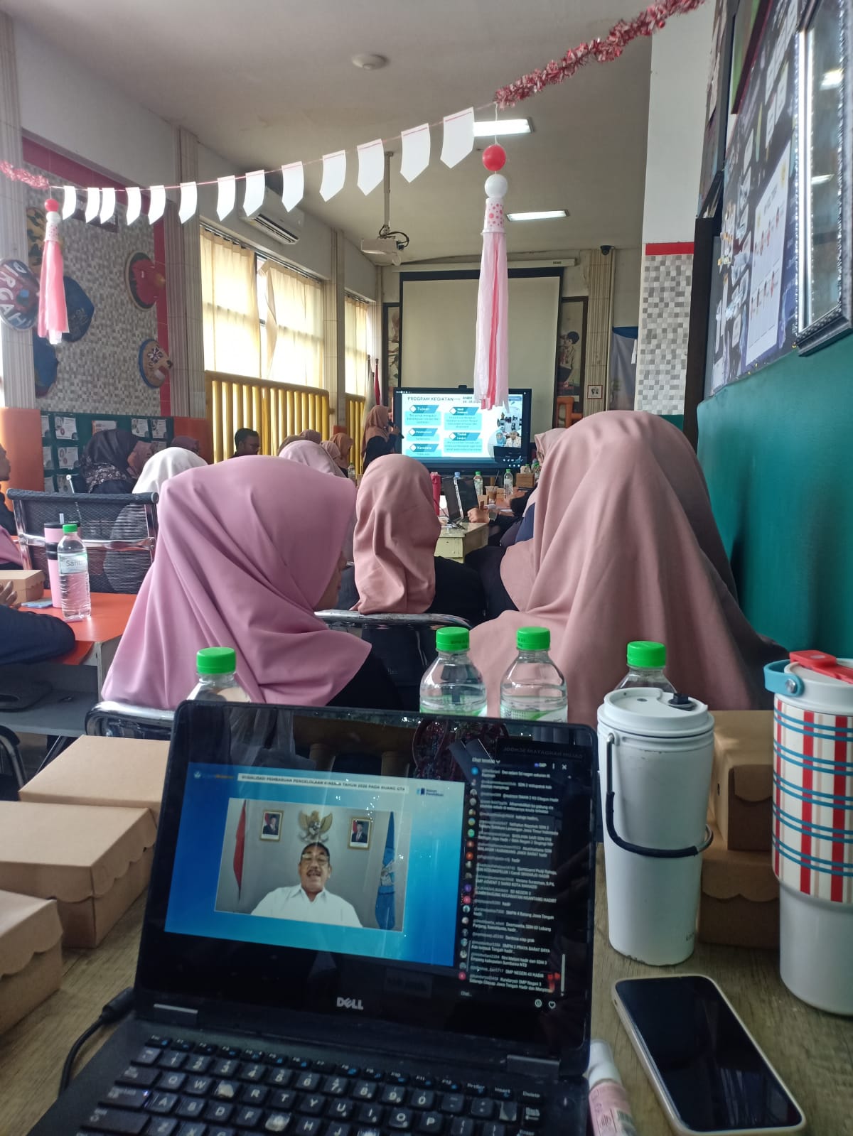 <p>Rapat koordinasi hari kedua yang diadakan untuk...