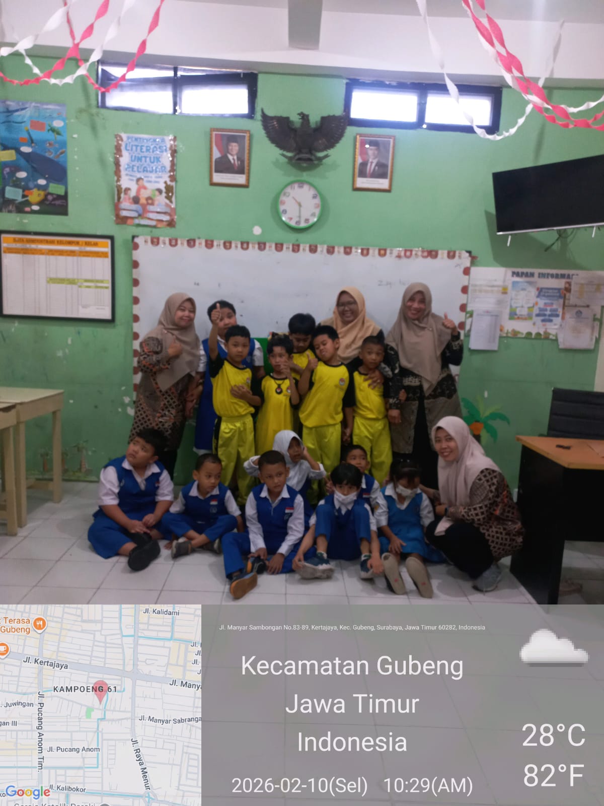 <p>Kunjungan di SD Kelas 1 , oengenalan lingkungan...