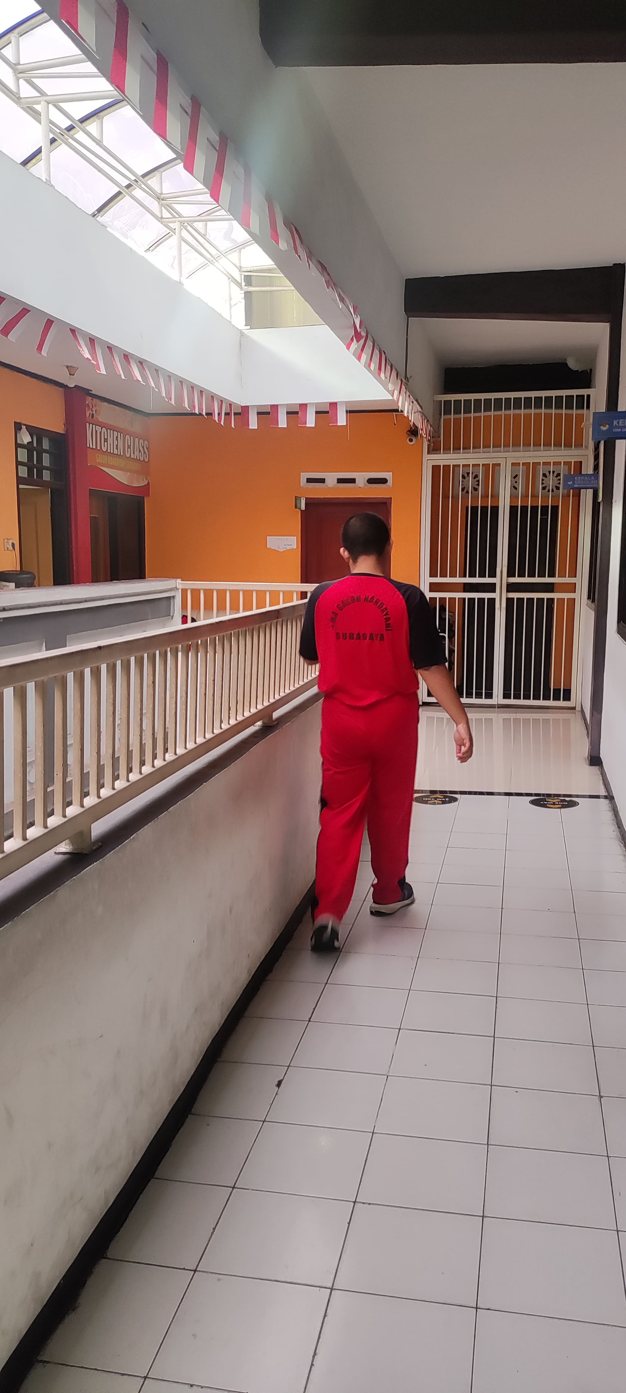 <p>Mendampingi raihan lari pagi</p>