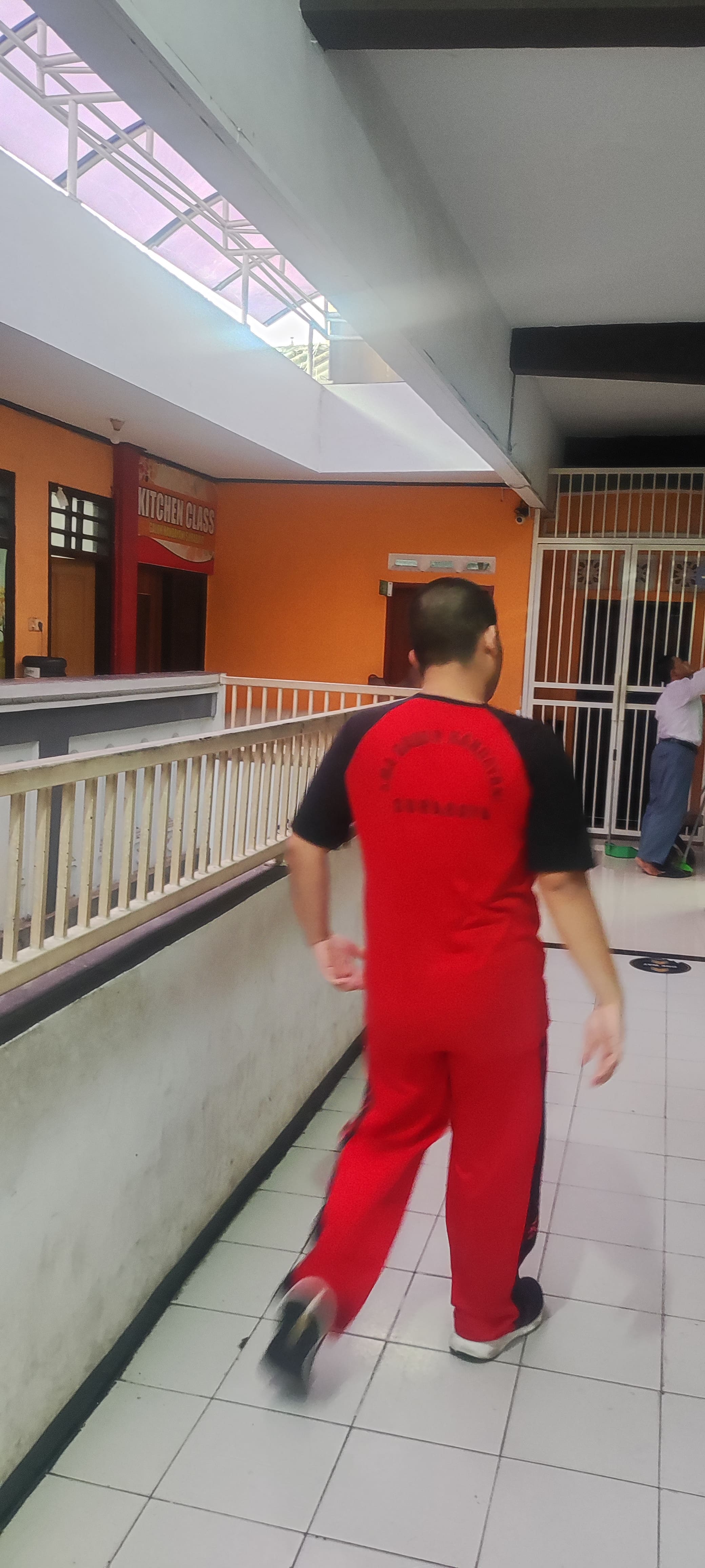 <p>Mendampingi raihan lari pagi</p>