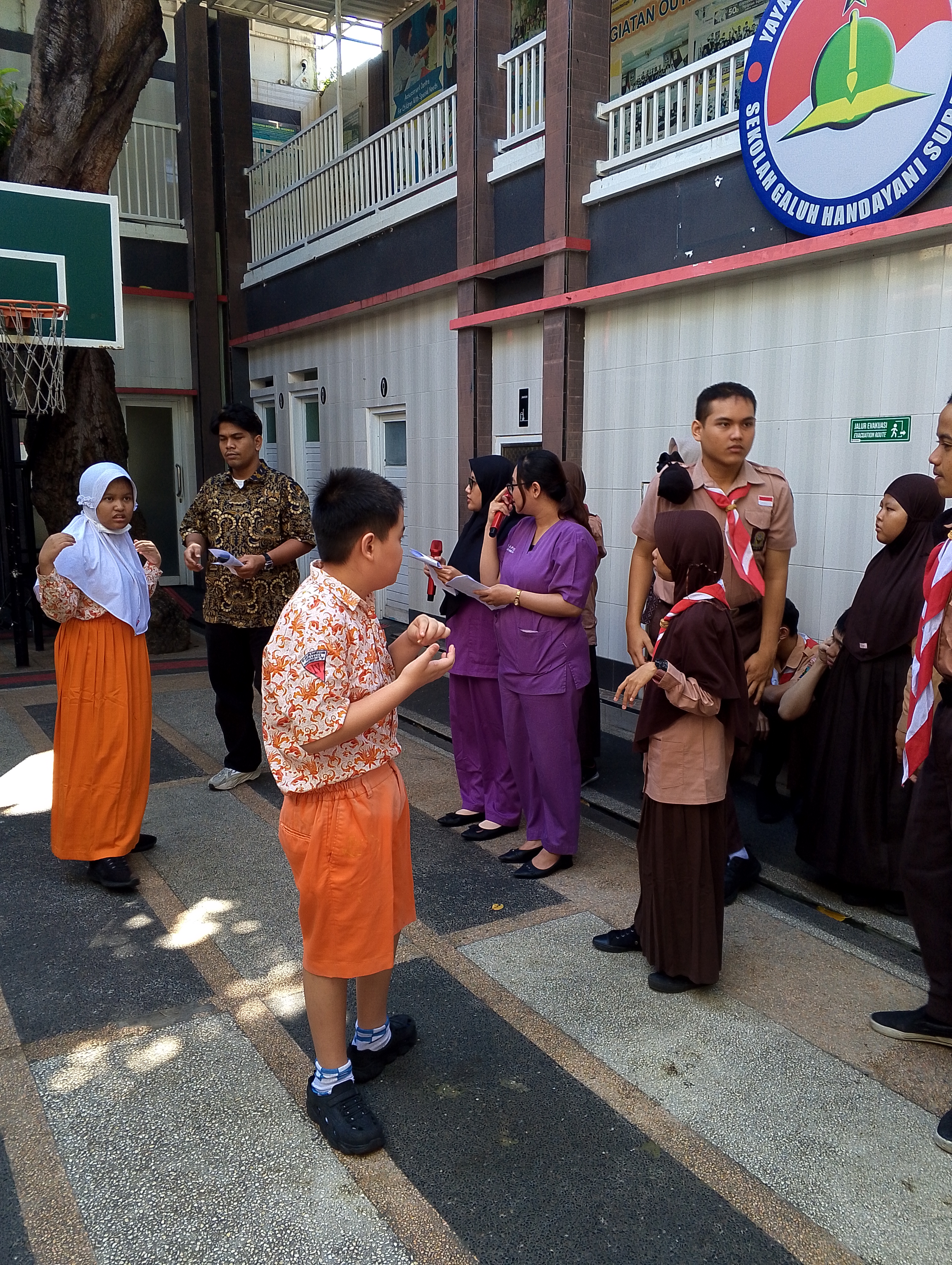 <p>Gladi kotor 1 persiapan pentas seni dan kebersa...