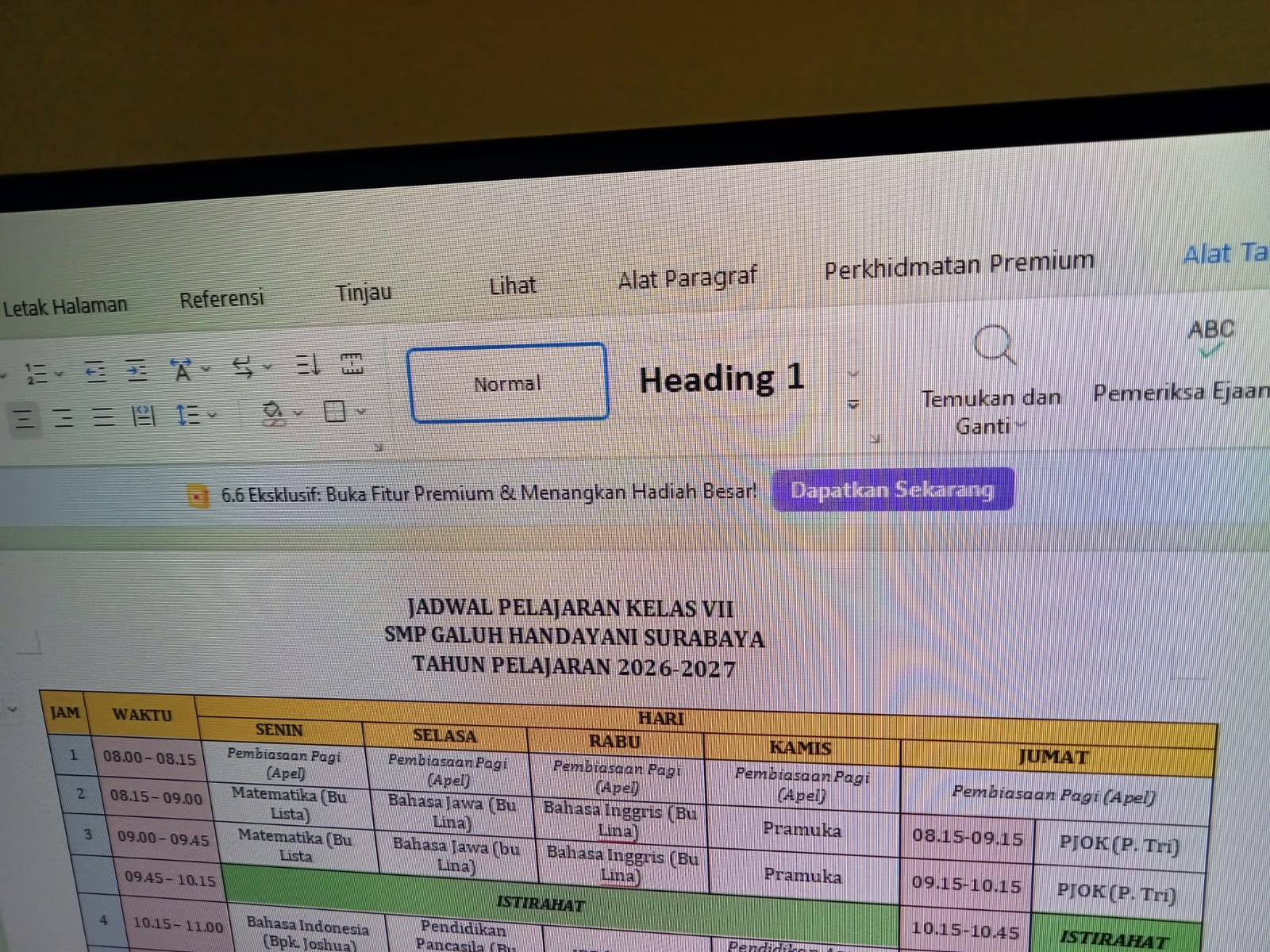 <p>membuat jadwal SMP pada tahun ajaran baru </p>