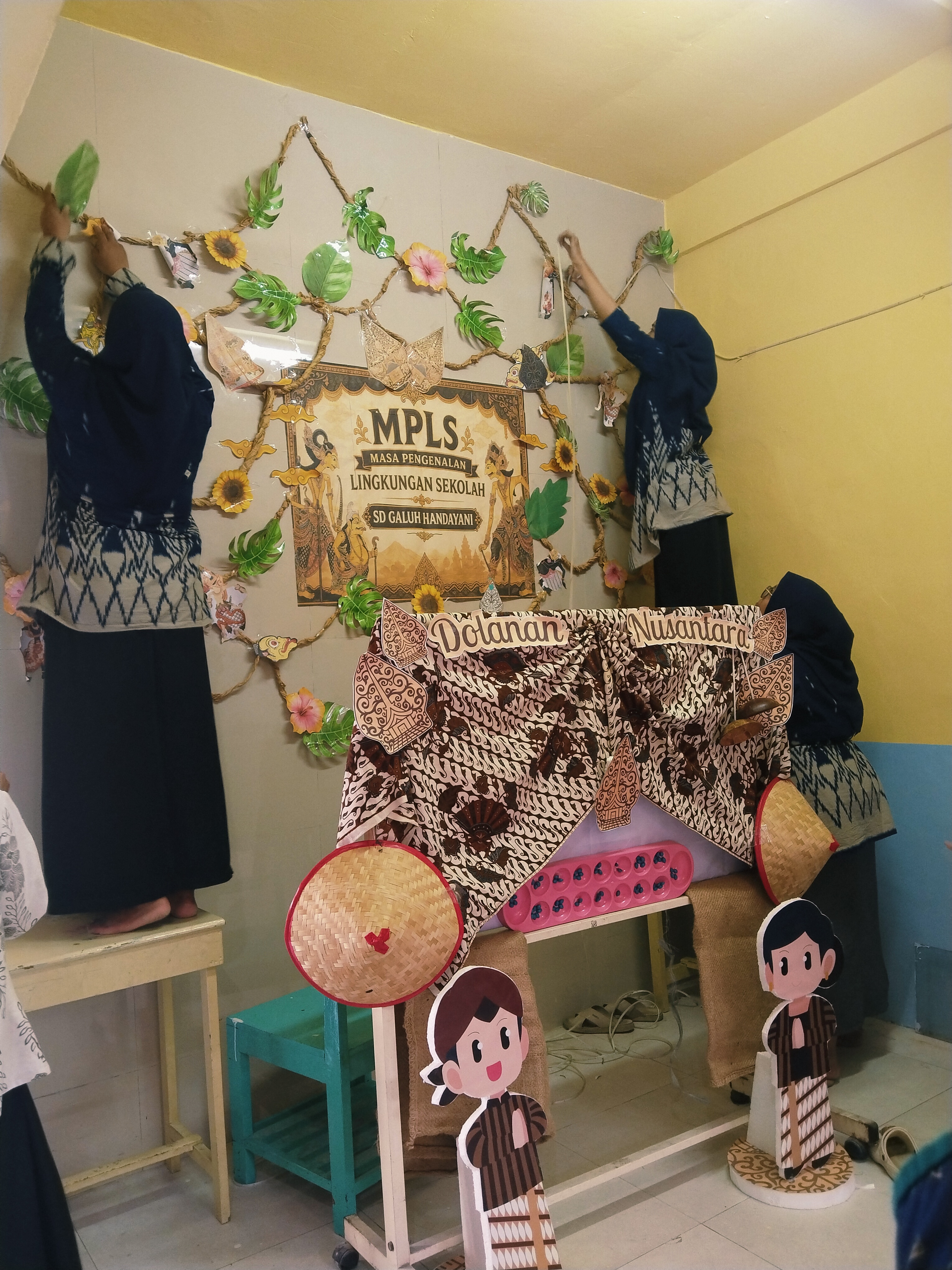 <p><strong>PERSIAPAN MPLS DAY 2 "<em>Dolanan Tradi...