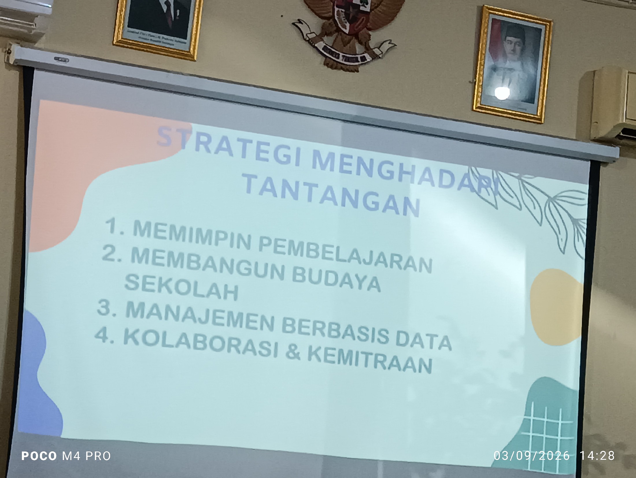 <p>Pembinaan kepada sekolah swasta dan negri tenta...