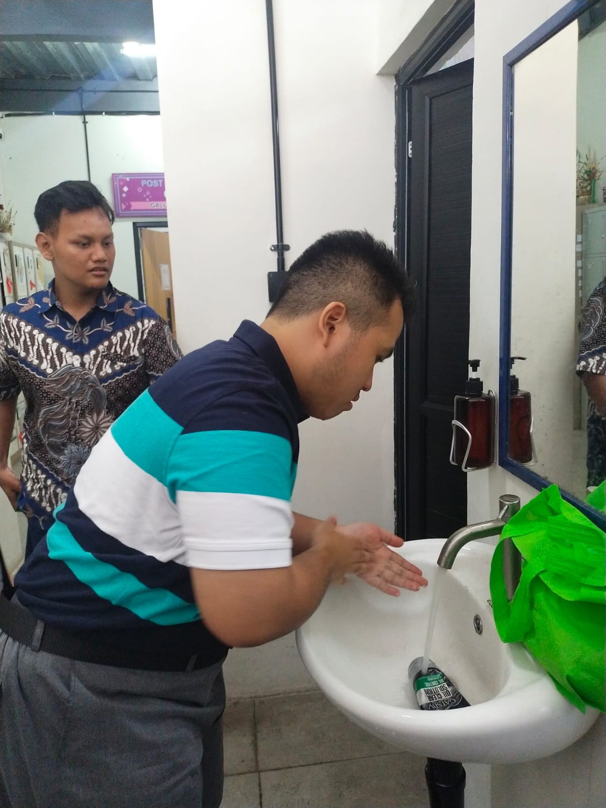 <p>Saya memantau anak-anak sedang bina diri dimana...