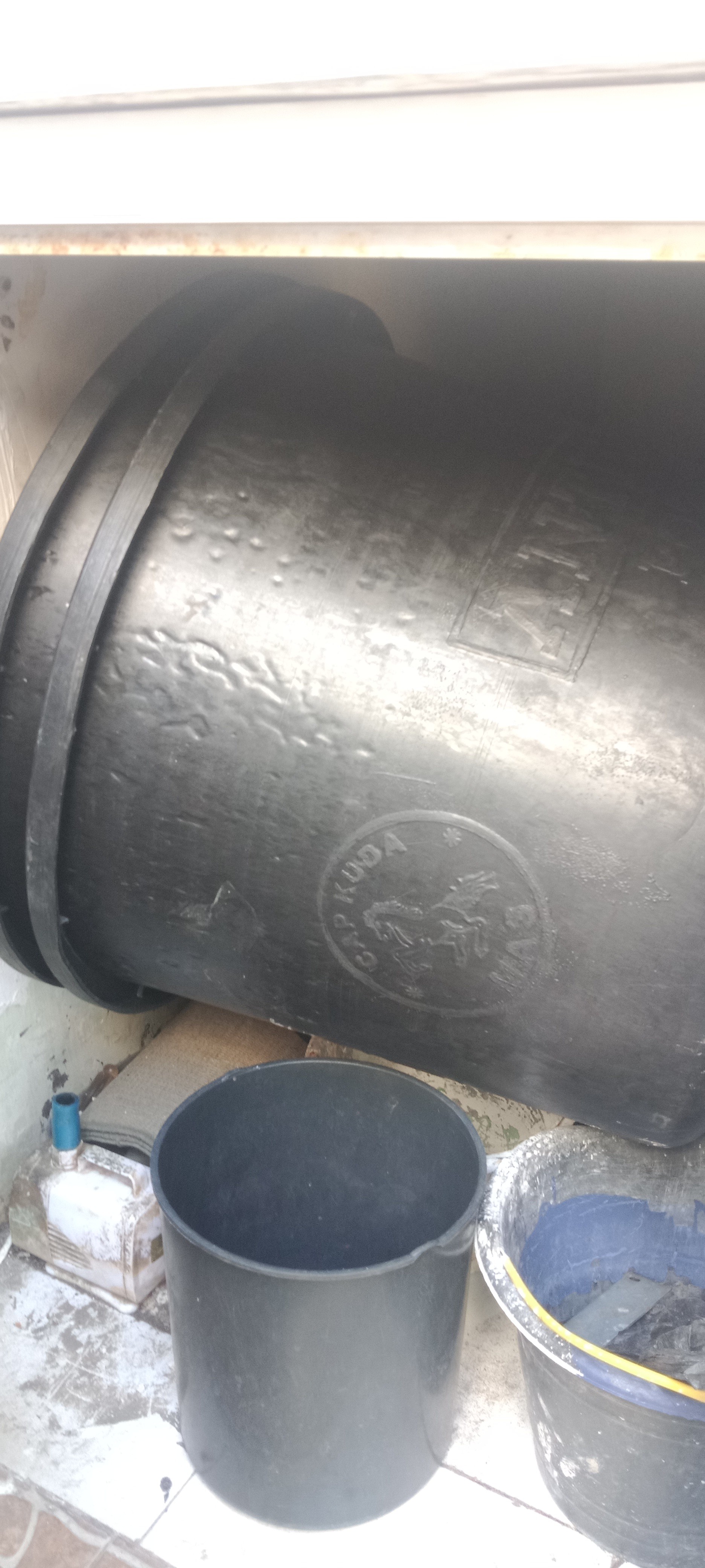 <p>Pembelian pot karet jumbo untuk tanaman&nbsp; p...