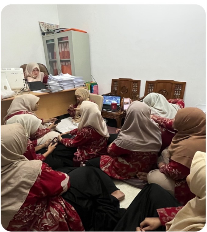 <p>Briving tentang aplikasi ghias tentang absen ma...
