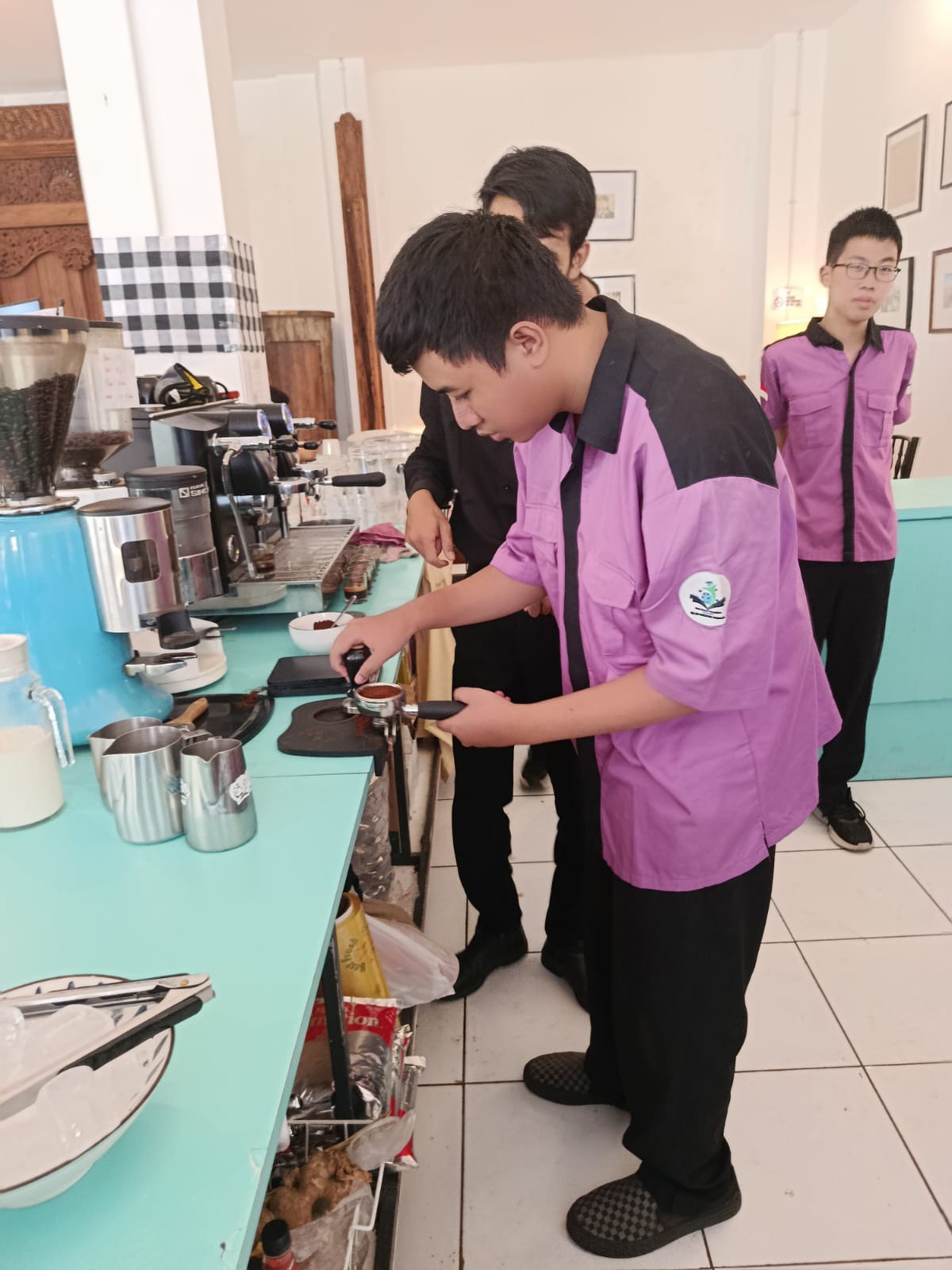 <p>Saya mendimpingi anak-anak ke Restaurant Experi...