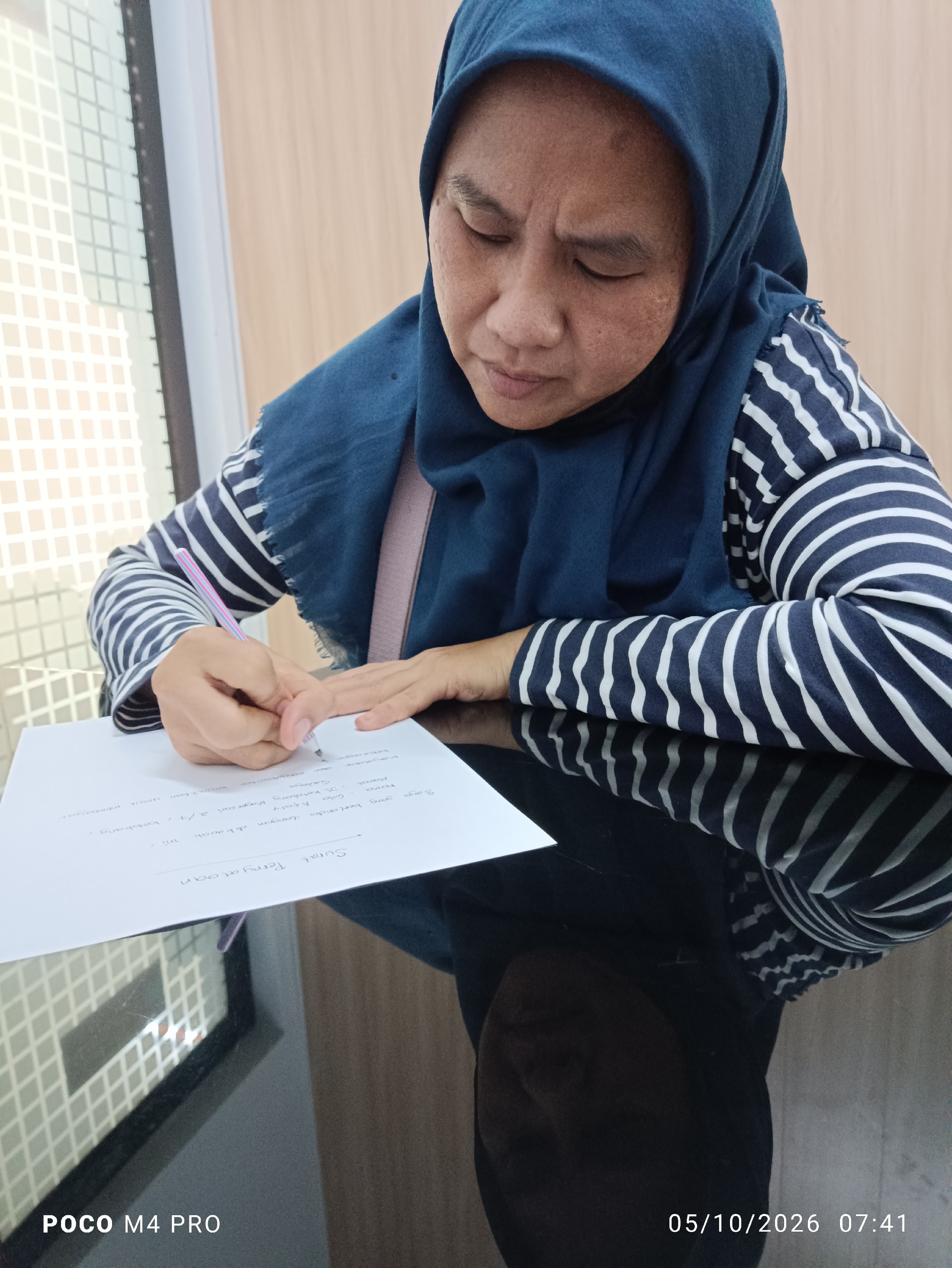 <p>Memanggil orang tua yg masih bermasalah dengan...