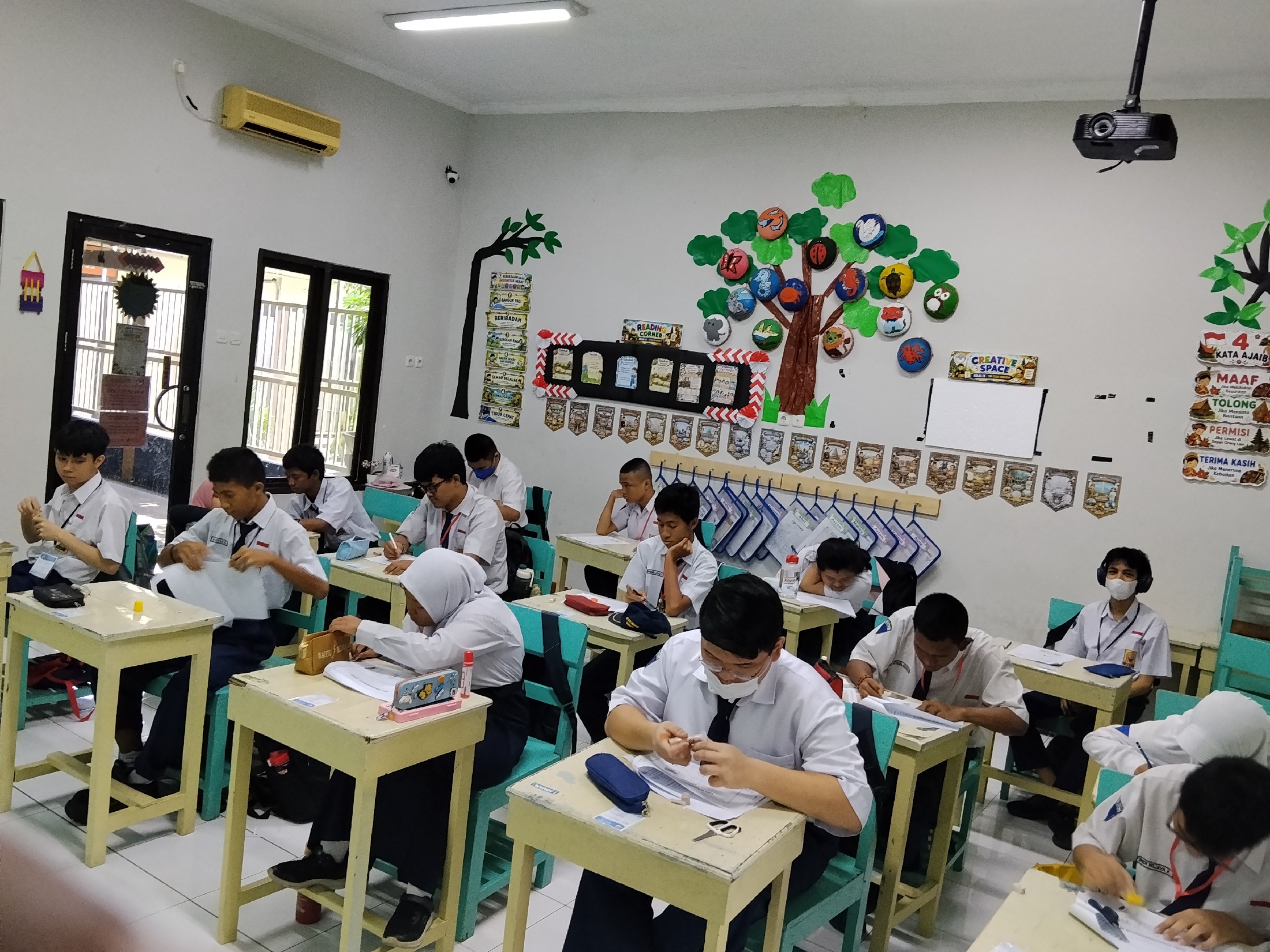 <p>Pendampingan Kegiatan STS IPA Kelas IX</p>