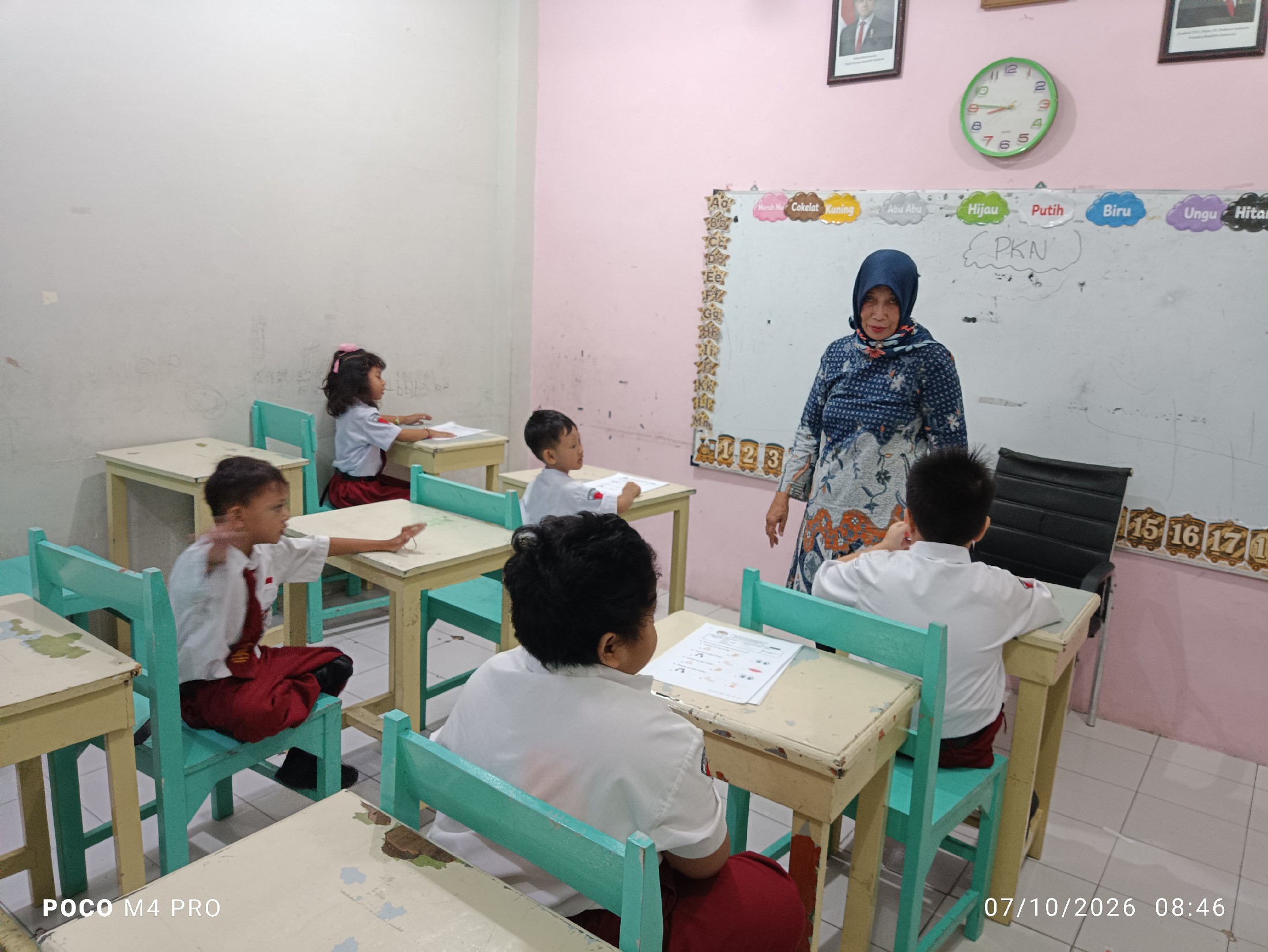 <p>Observasi kelas, 1,3,4,6 saat STS 1 berlangsung...