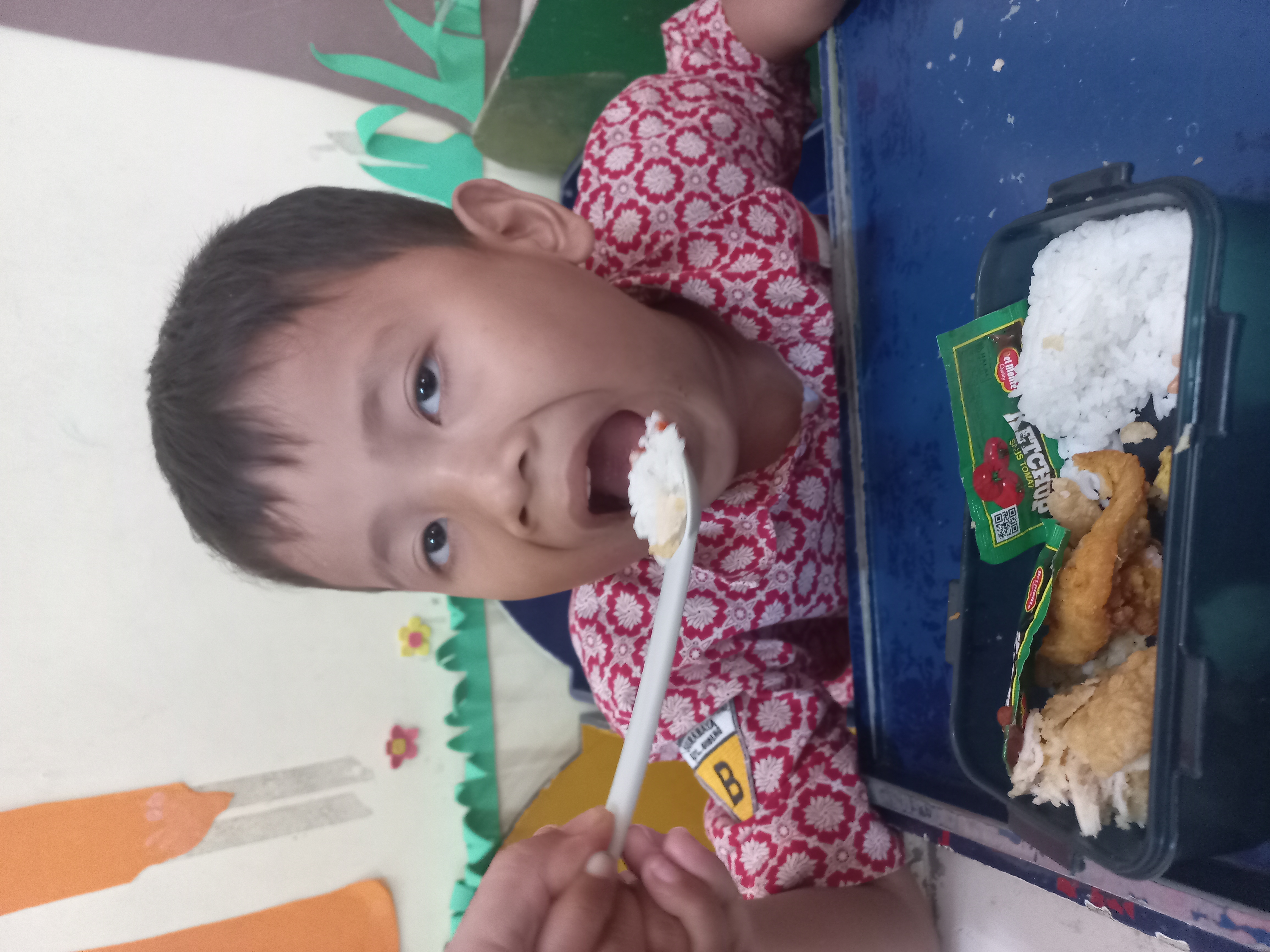 Makan bekal dan toilet training