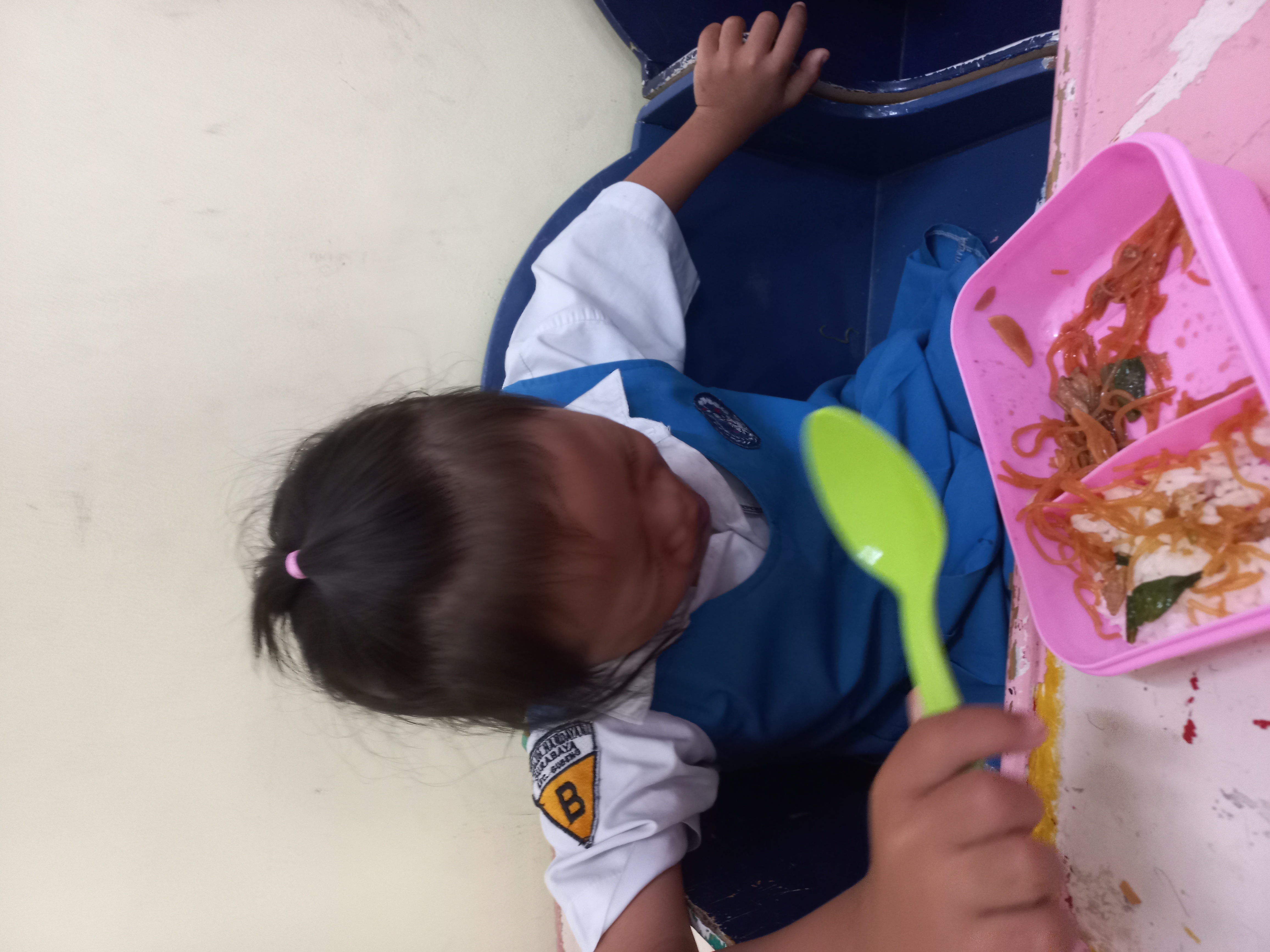Makan bekal dan toilet training