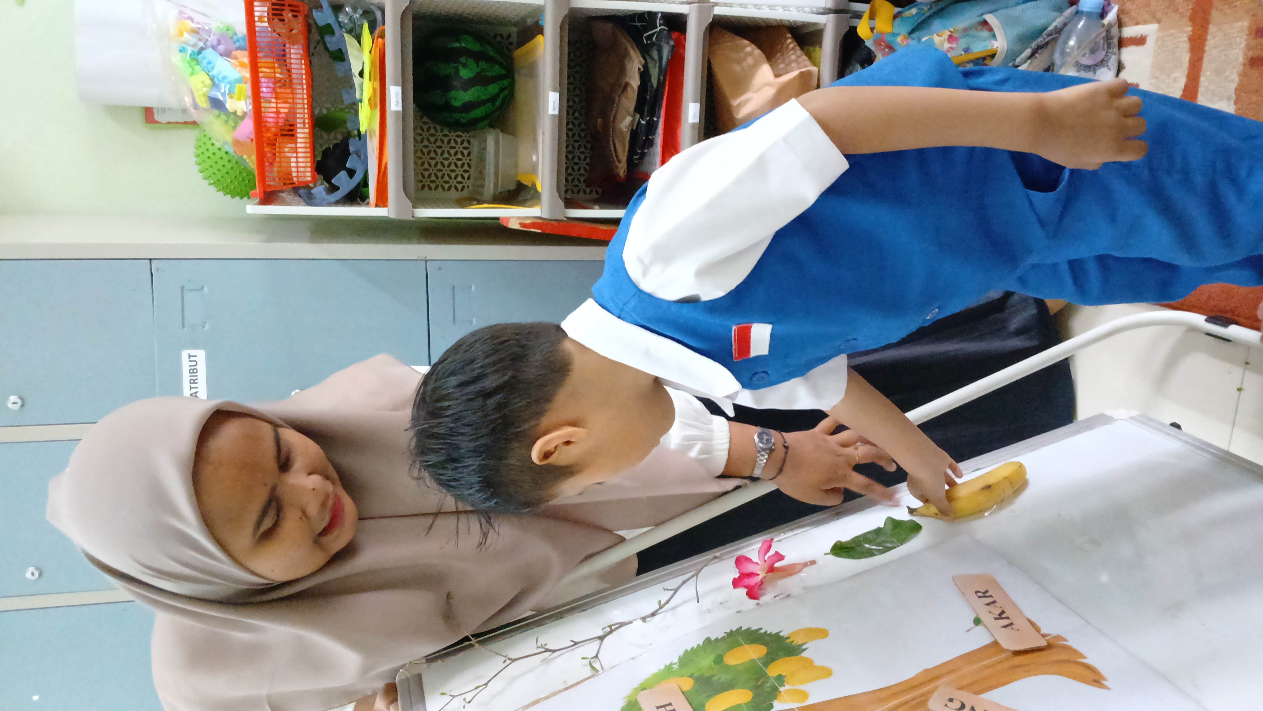 Melewati papan titian dan mengenal bagian tanaman