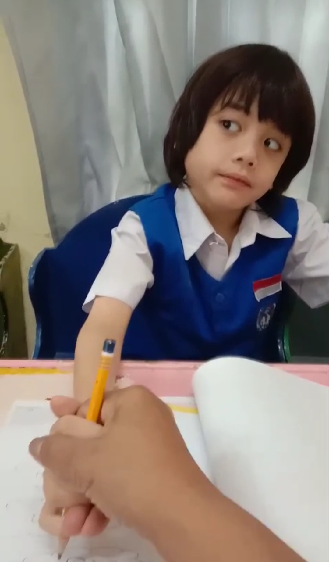 Mengerjakan Bks bahasa