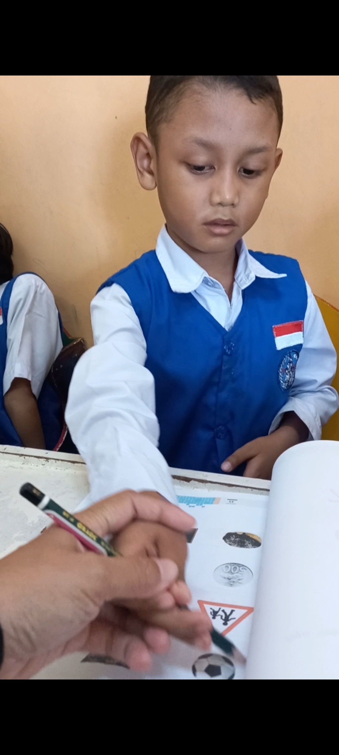 Mengerjakan bks matematika