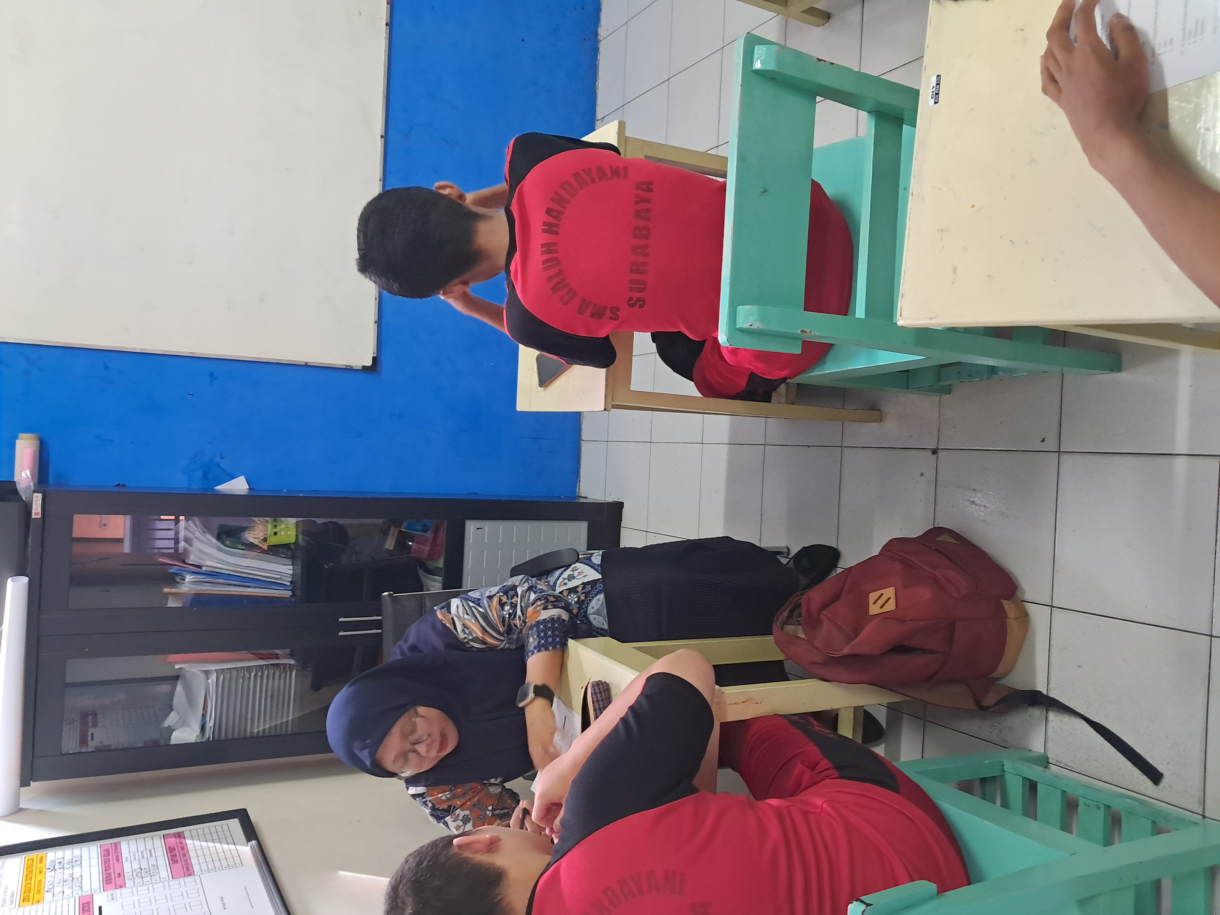 menjaga ujian SAS