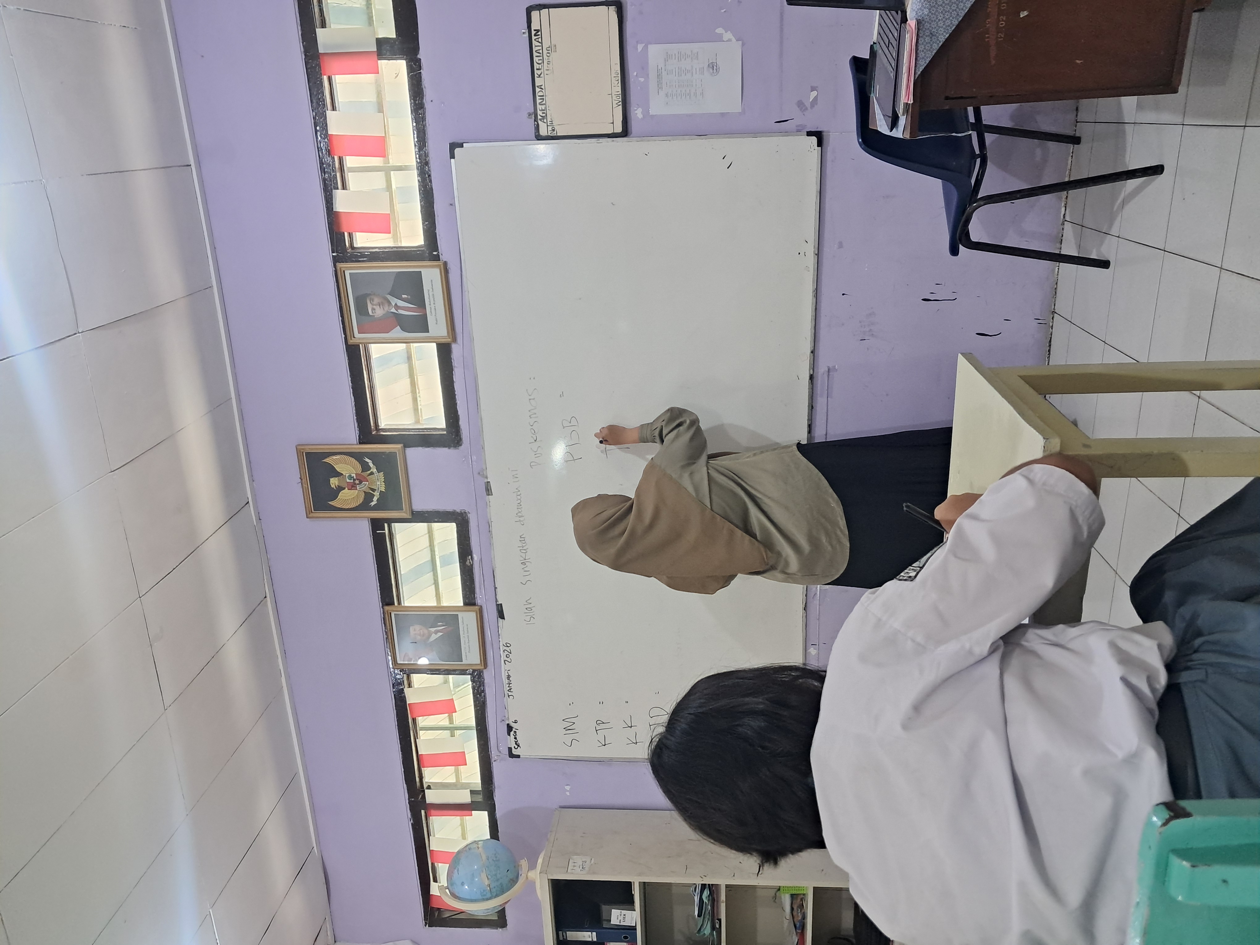 mengisi singkatan