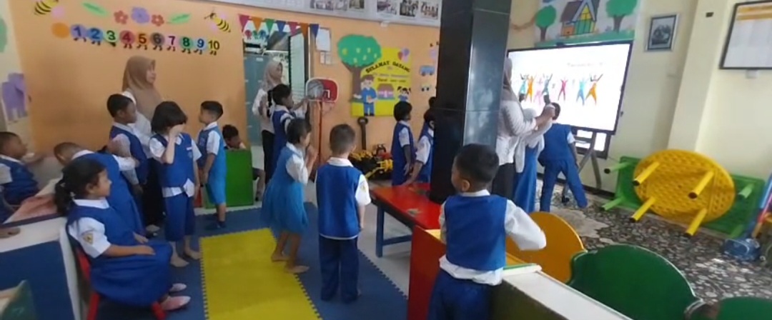 Senam anak indonesia hebat