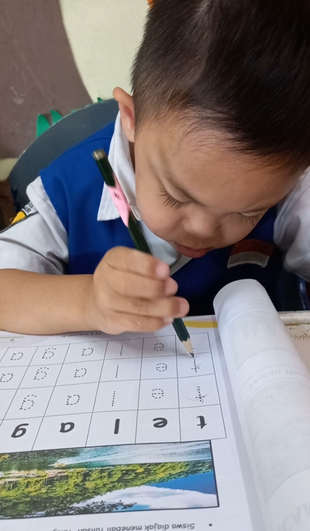 Mengerjakan bks bahasa