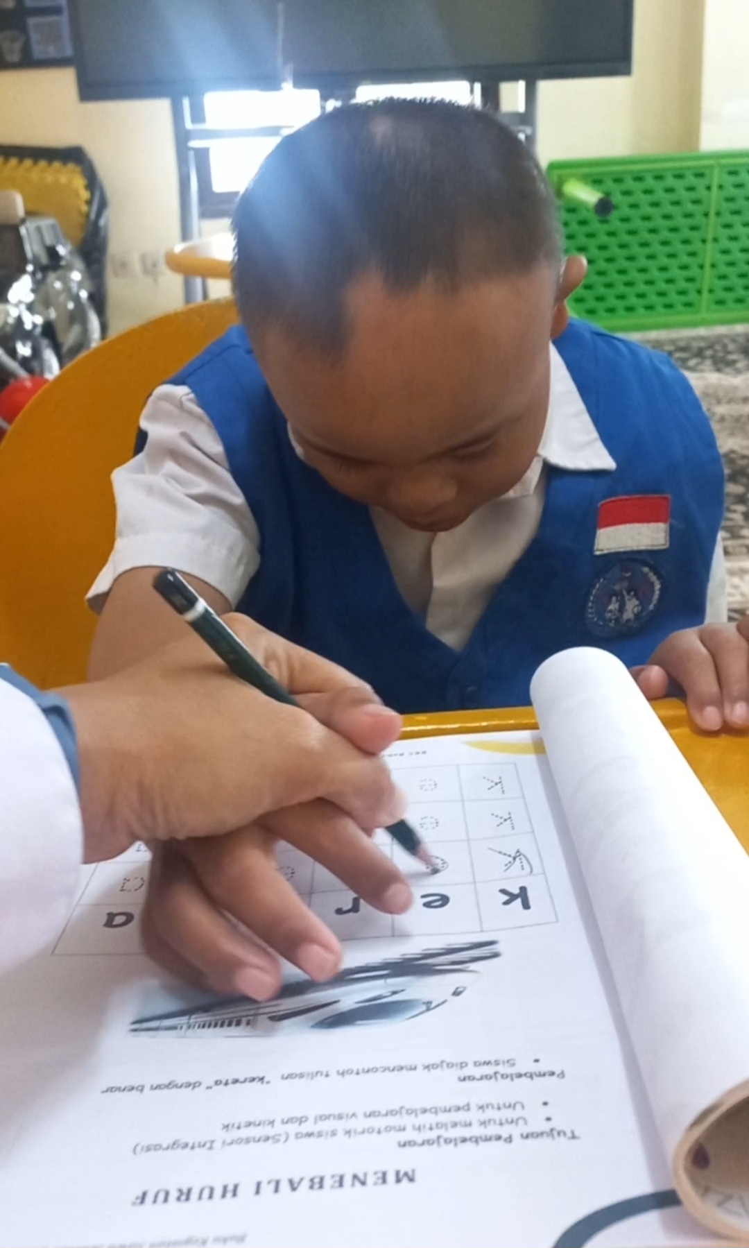 Mengerjakan bks bahasa
