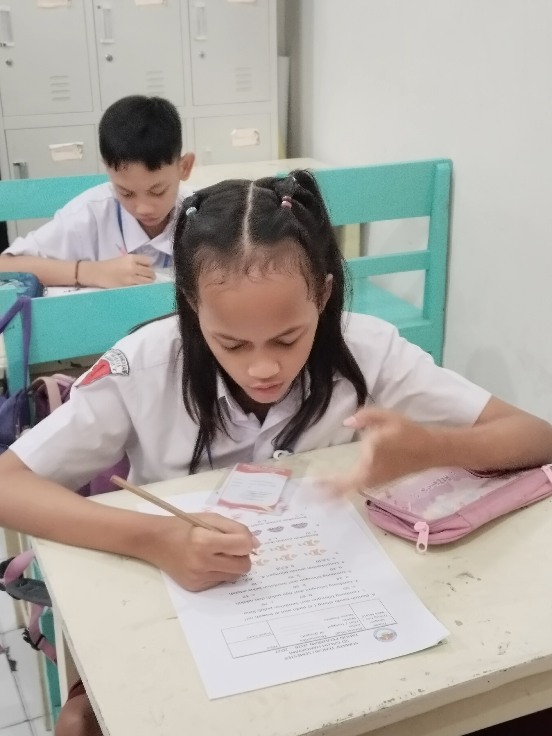 <p><strong>Latihan Soal Bahasa Inggris</strong></p>