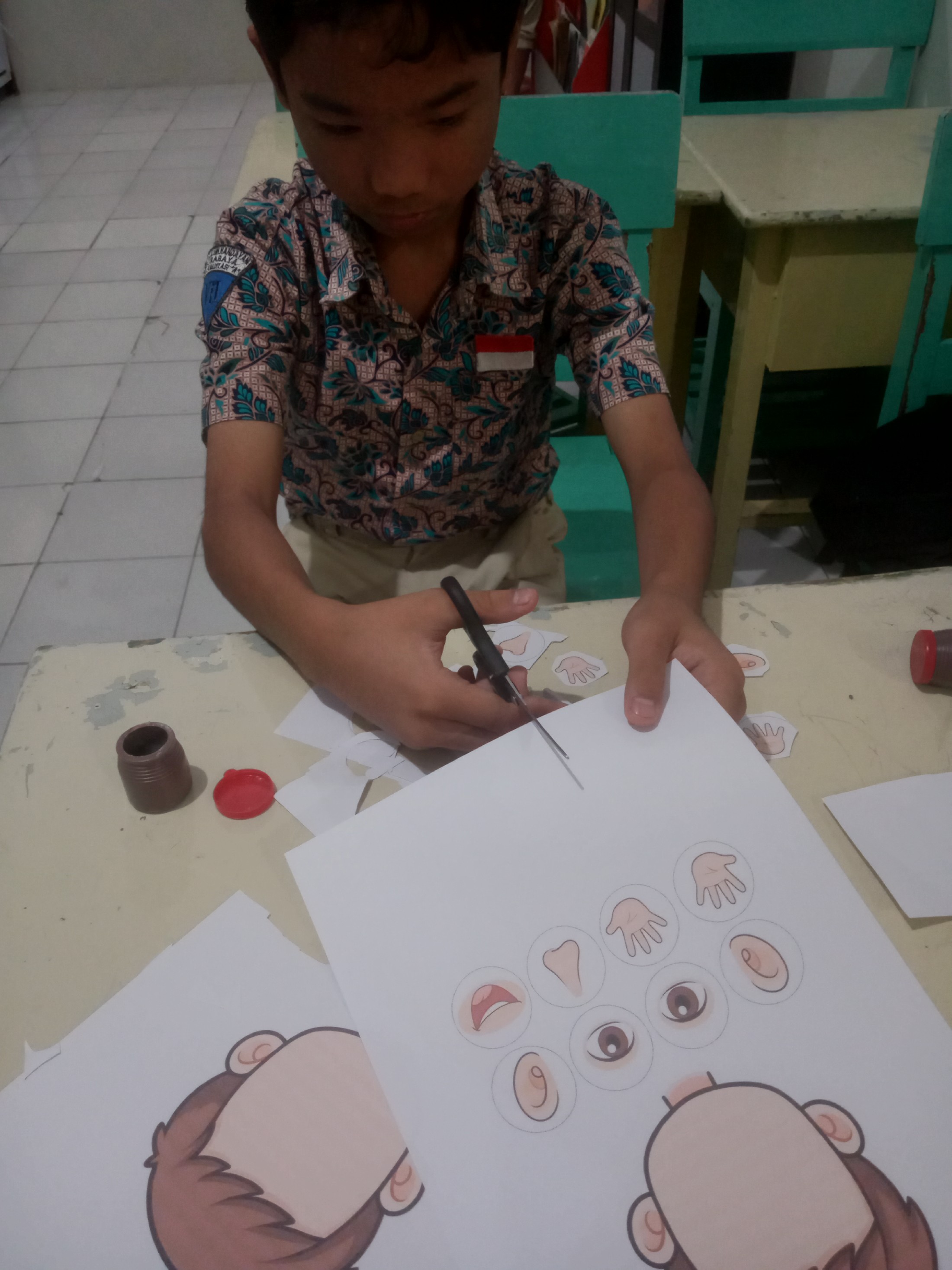 <p>MANUSIA CIPTAAN ALLAH YG SEMPURNA</p>