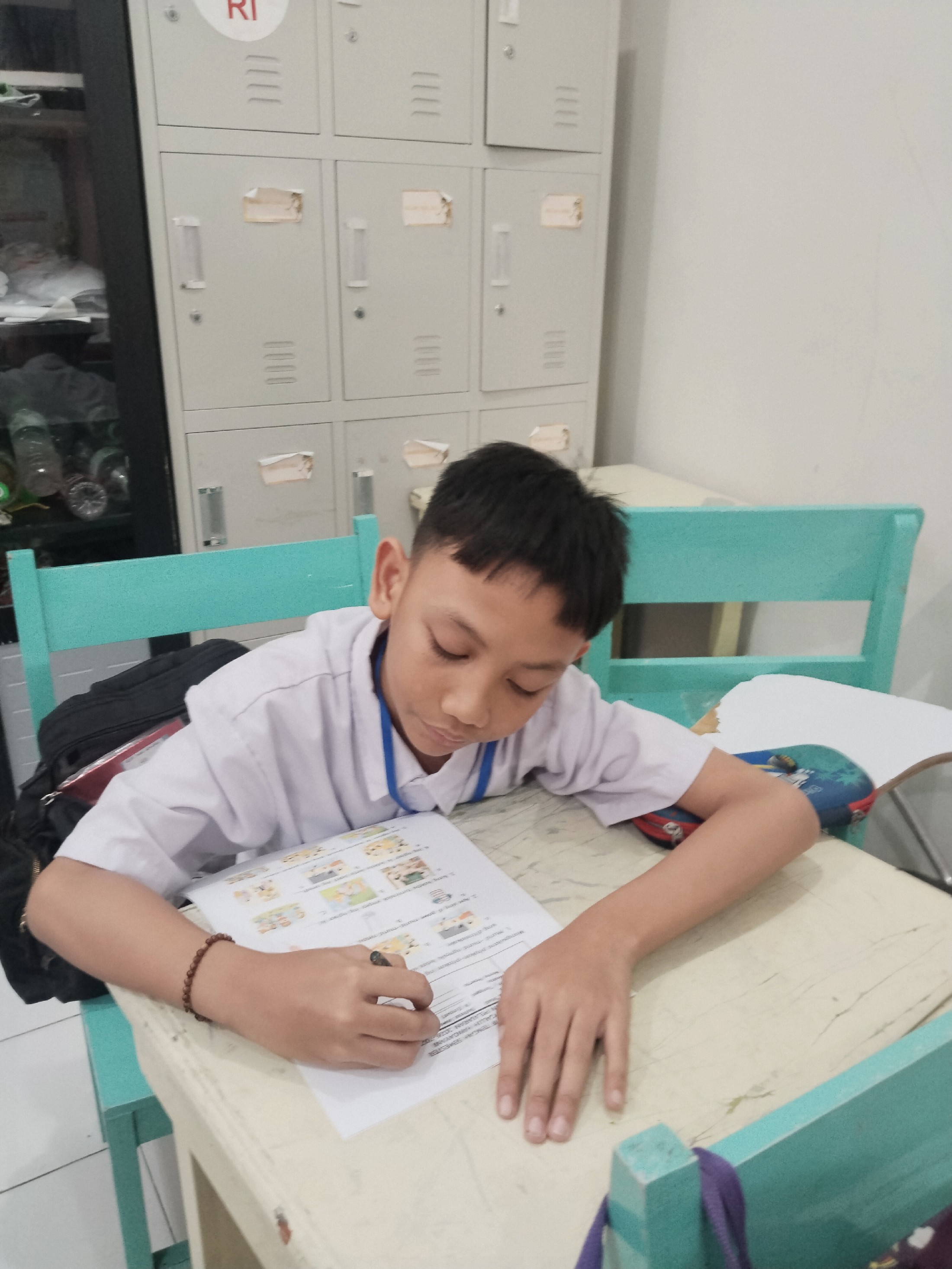<p><strong>Sumatif Tengah Semester (STS) Bahasa Jawa&nbsp;</strong></p>