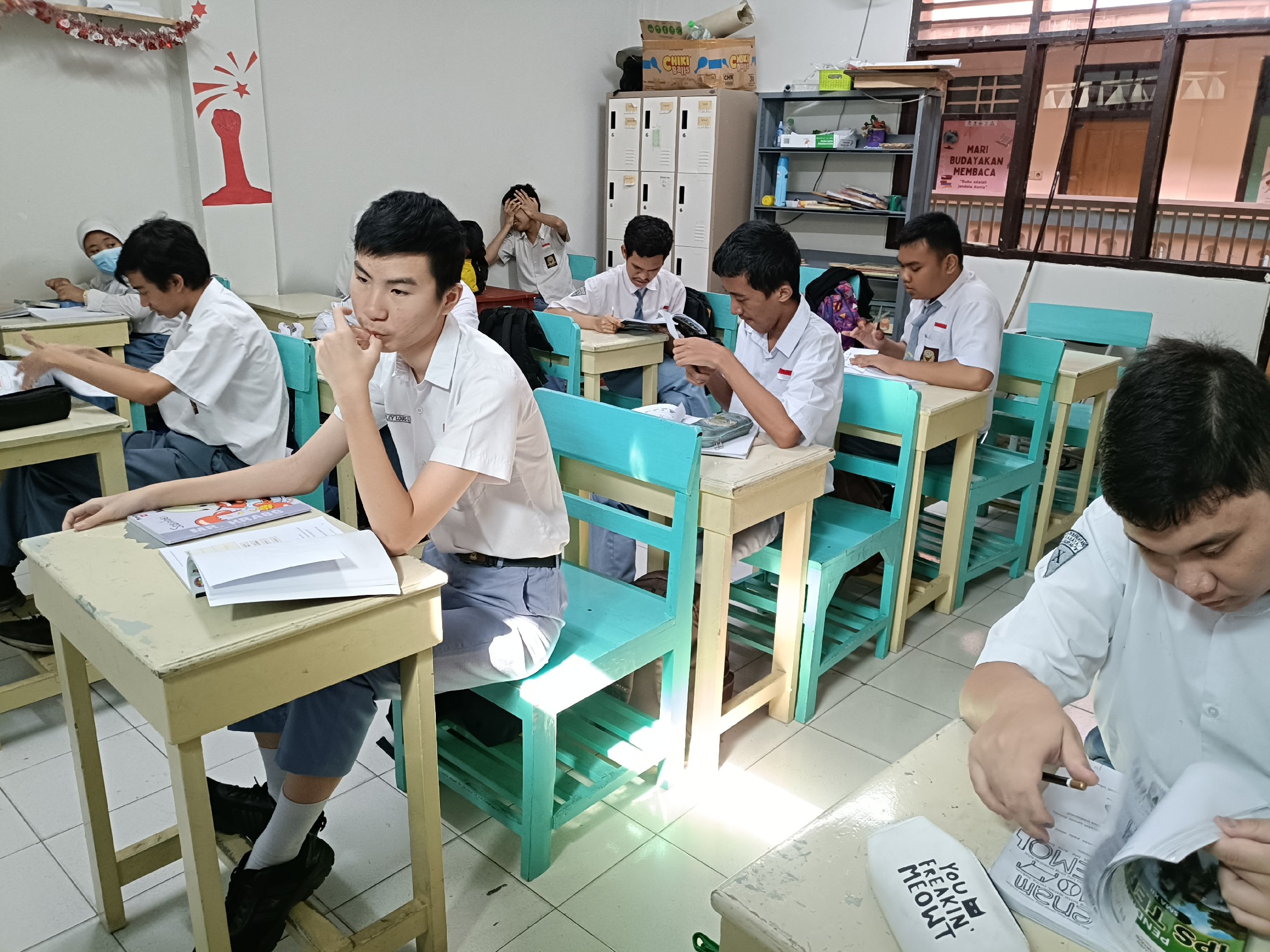 <p>Perubahan Sosial dan Modernisasi&nbsp;</p>