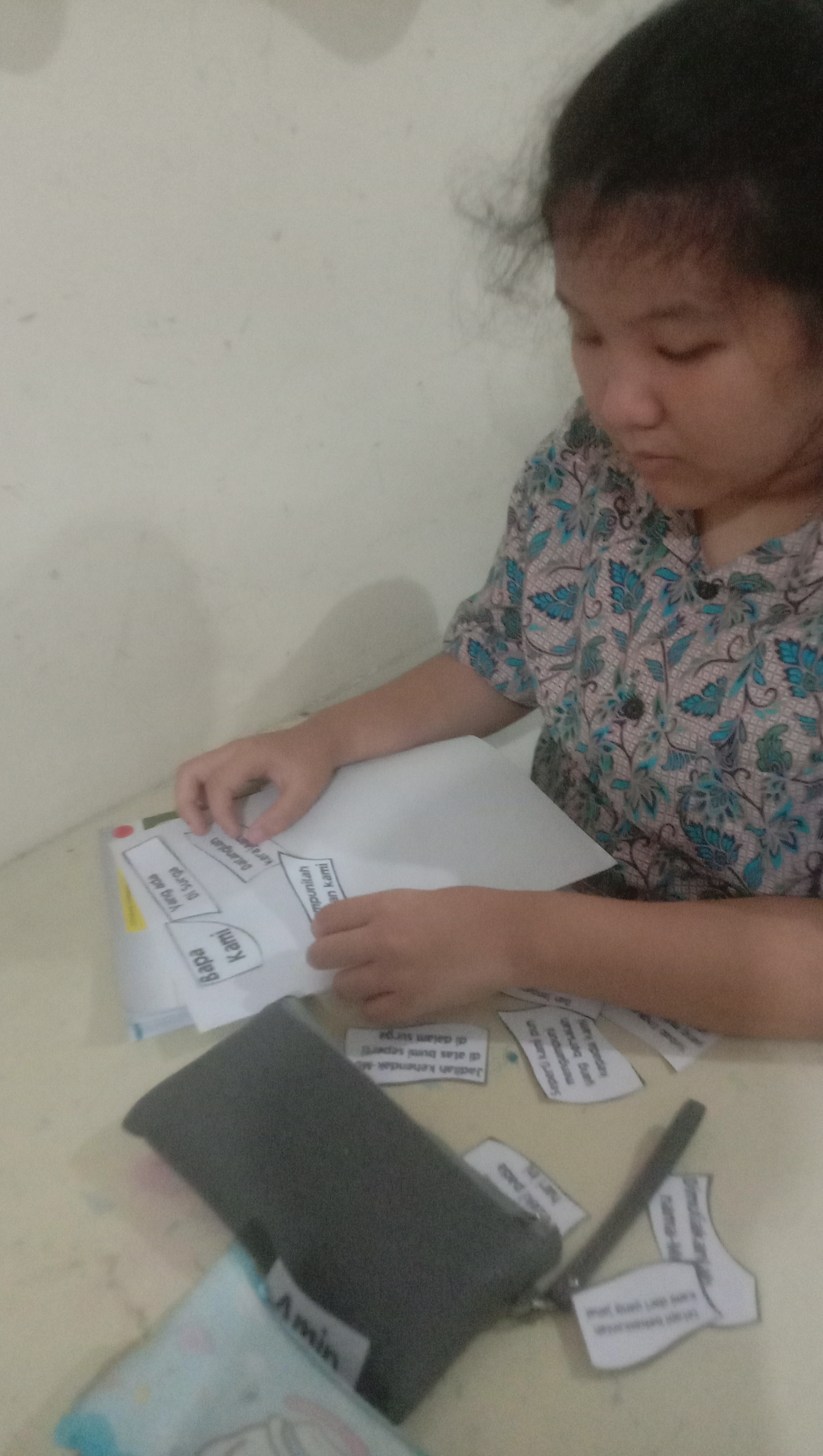 <p>Doa Bapa Kami  (puzzke) dan kisah sengsara Yesus</p>