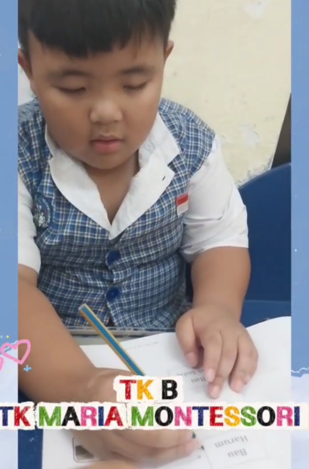 <p>Mengerjakan bks ips</p>