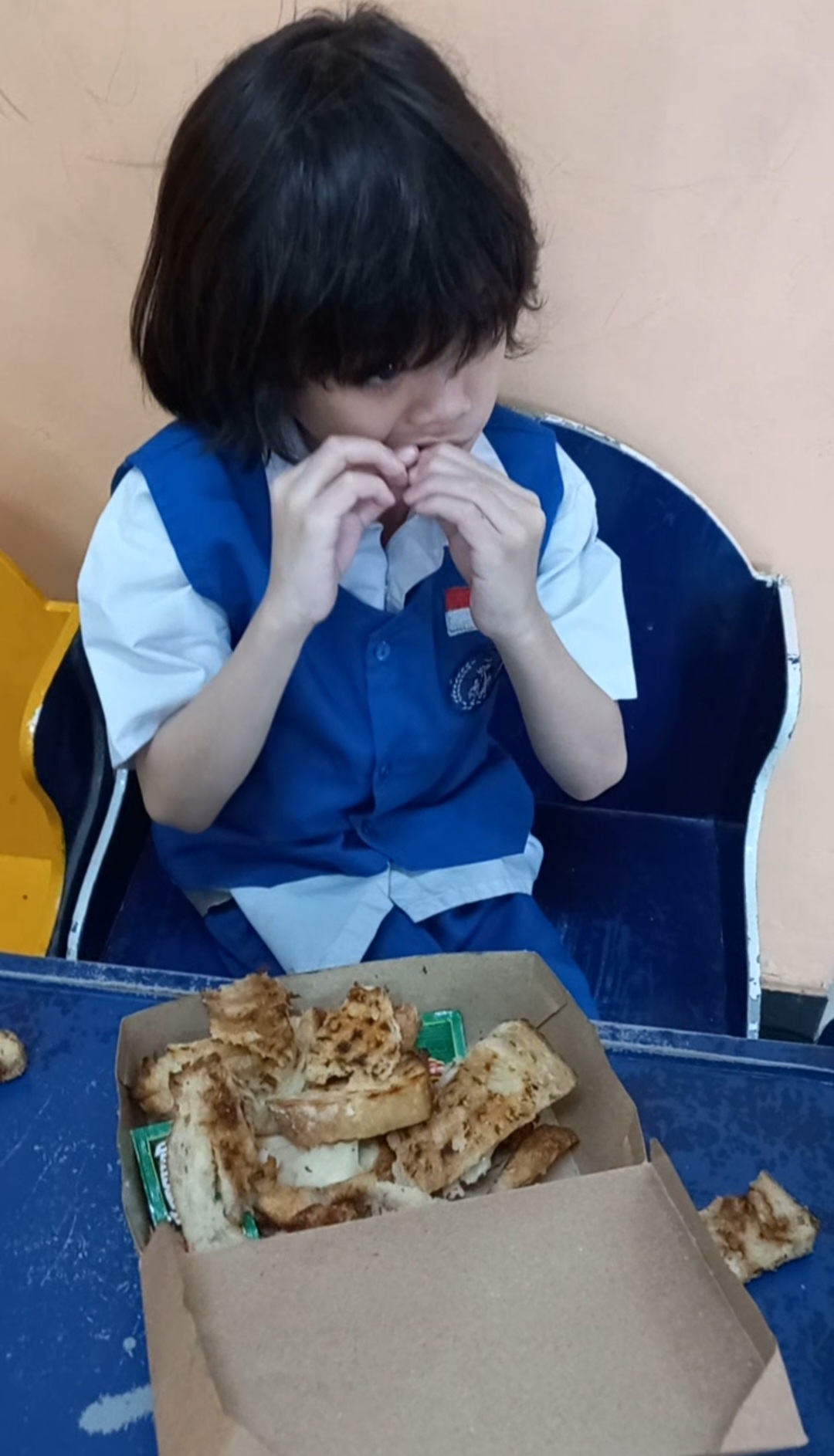 <p>Makan bekal</p>
